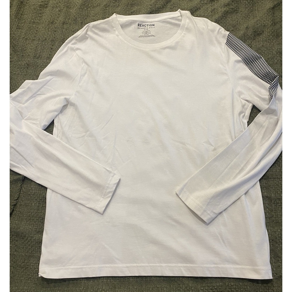 Kenneth Cole Reaction Active Tech Long Sleeve Tee. Men's XL